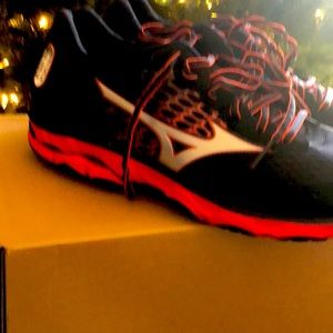 Mizuno wave inspire running shoe